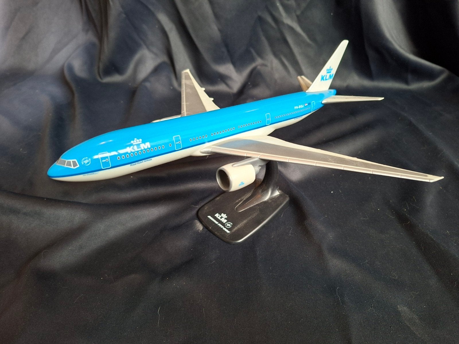 KLM Boeing 777-200 Vliegtuigmodel., Hobby en Vrije tijd, Ophalen of Verzenden, Gebruikt, 1:144 tot 1:200, Overige merken