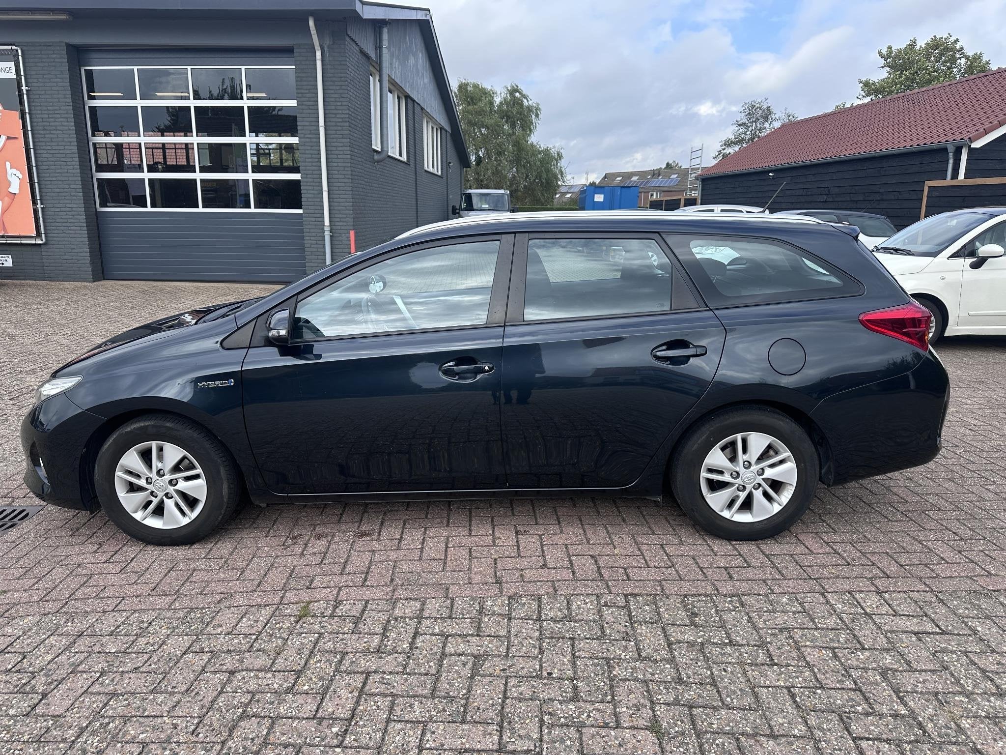 Toyota Auris Touring Sports 1.8 Hybrid Aspiration, Euro 5, Gebruikt, Origineel Nederlands, Hybride Elektrisch/Benzine