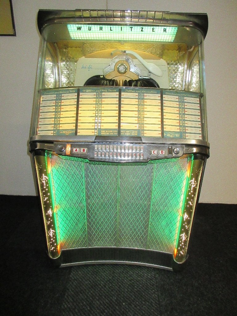 Wurlitzer jukebox model 2104 uit 1957, Verzamelen, Met singles, 1950 tot 1960, Ophalen of Verzenden, Zo goed als nieuw