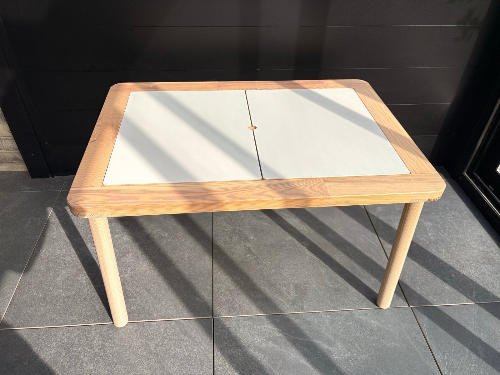 IKEA Kindertafel 83x58cm met opbergbakken, Ophalen, Gebruikt, Tafel(s)