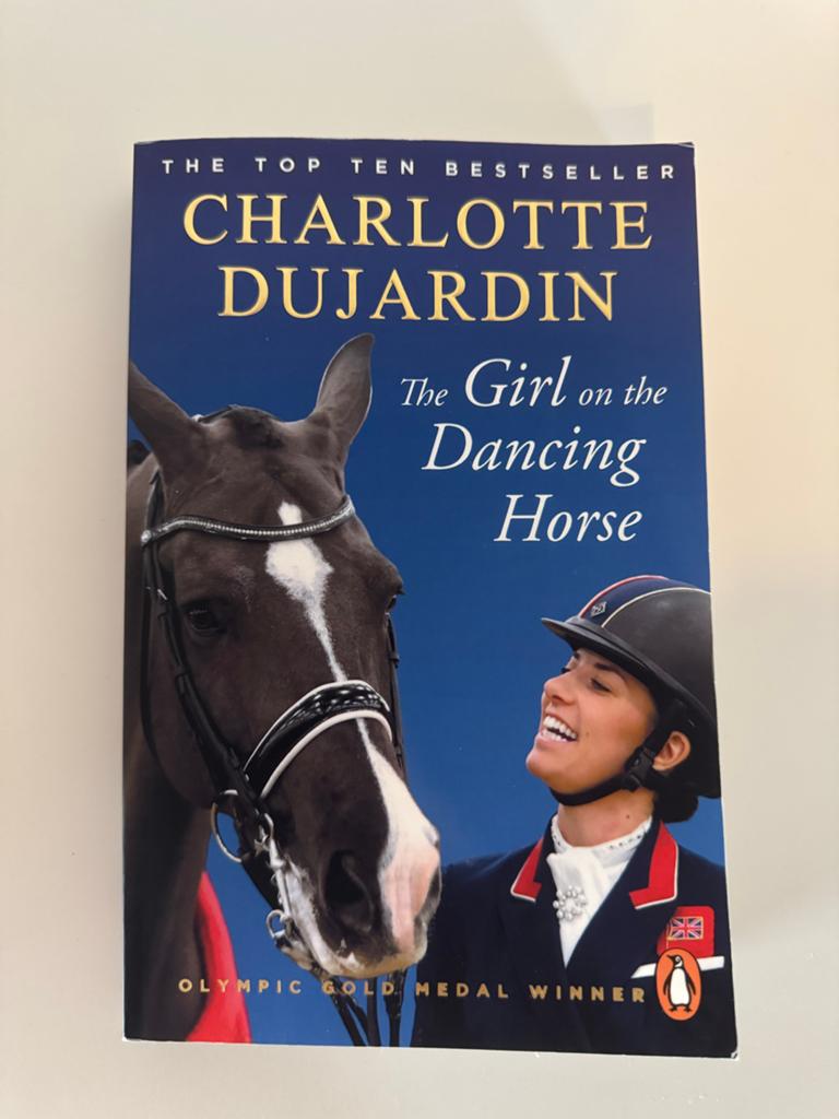 Charlotte Dujardin - The Girl on the Dancing Horse, Ophalen of Verzenden, Gelezen, Sport