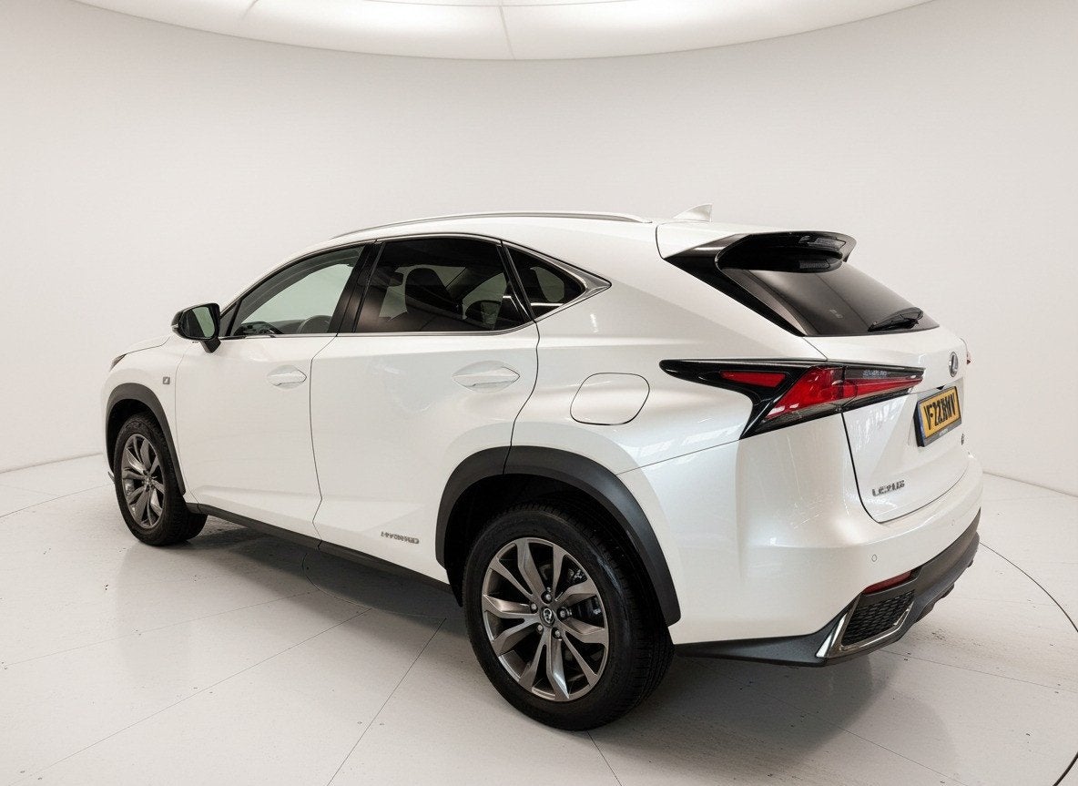 Lexus NX 300h AWD F-SPORT Line | Carplay | Stoelverwarming |, Auto's, Automaat, Gebruikt, Euro 6, Vierwielaandrijving