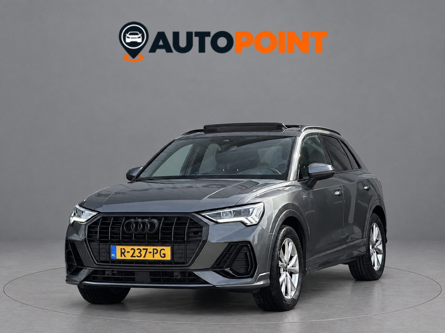 Audi Q3 35 TFSI S LINE PANO Virtual Lane assist LED DEALER O, Dealer onderhouden, Metallic lak, 4 cilinders, 150 pk