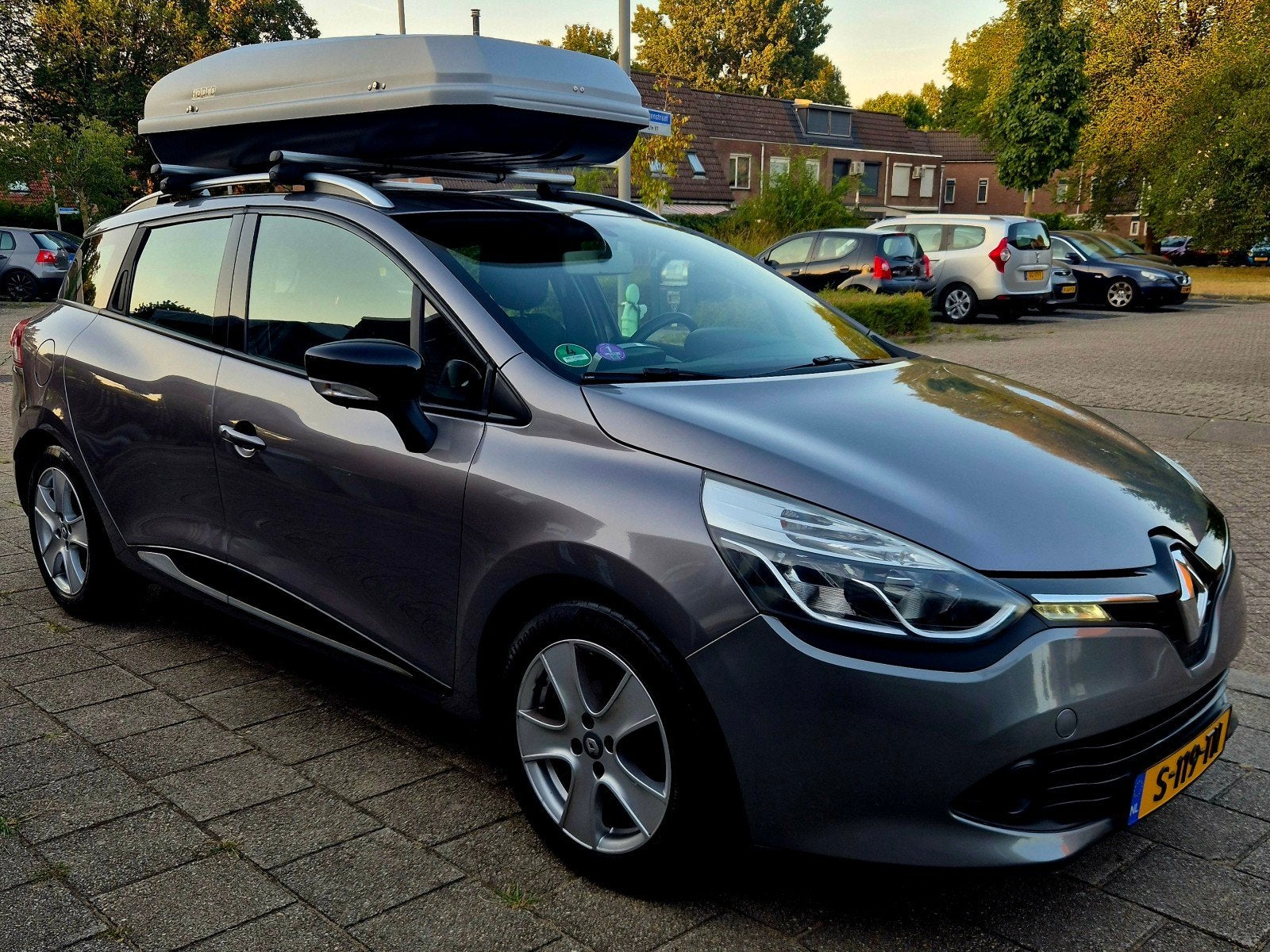 Renault Clio 2013+ Hapro dakkoffer + dakdragers – Compleet!, Auto diversen, Dakkoffers, Ophalen, Zo goed als nieuw