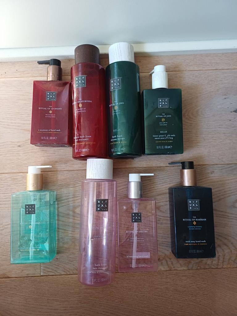 Rituals lege zeeppompjes en badschuim flessen (set), Ophalen of Verzenden, Gebruikt, Overige typen