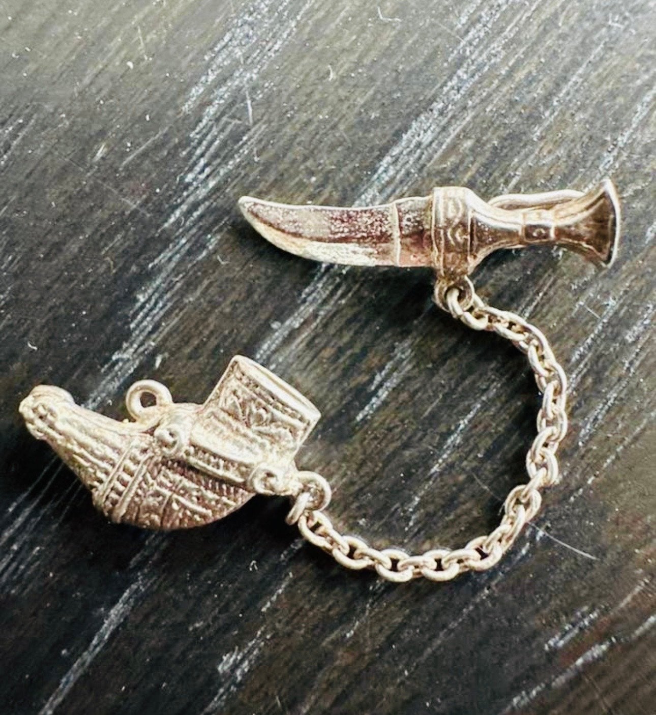 Vintage Zilveren Arabische Jambiya Dolk Bedel - 3 cm, Overige merken, Gebruikt, Ophalen of Verzenden, 1 bedel