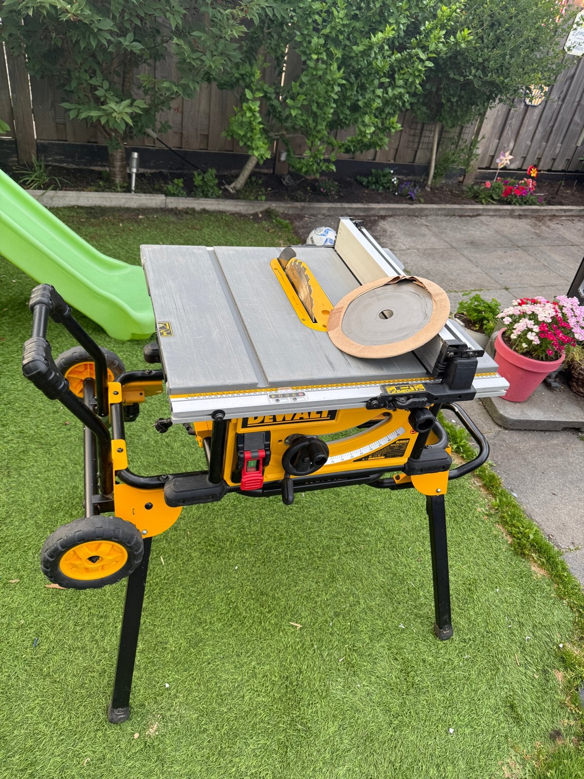 DeWALT DWE7492-QS Zaagtafel DWE74911 Onderstel, Doe-het-zelf en Verbouw, Gereedschap | Zaagmachines, Ophalen, Cirkelzaag, 70 mm of meer