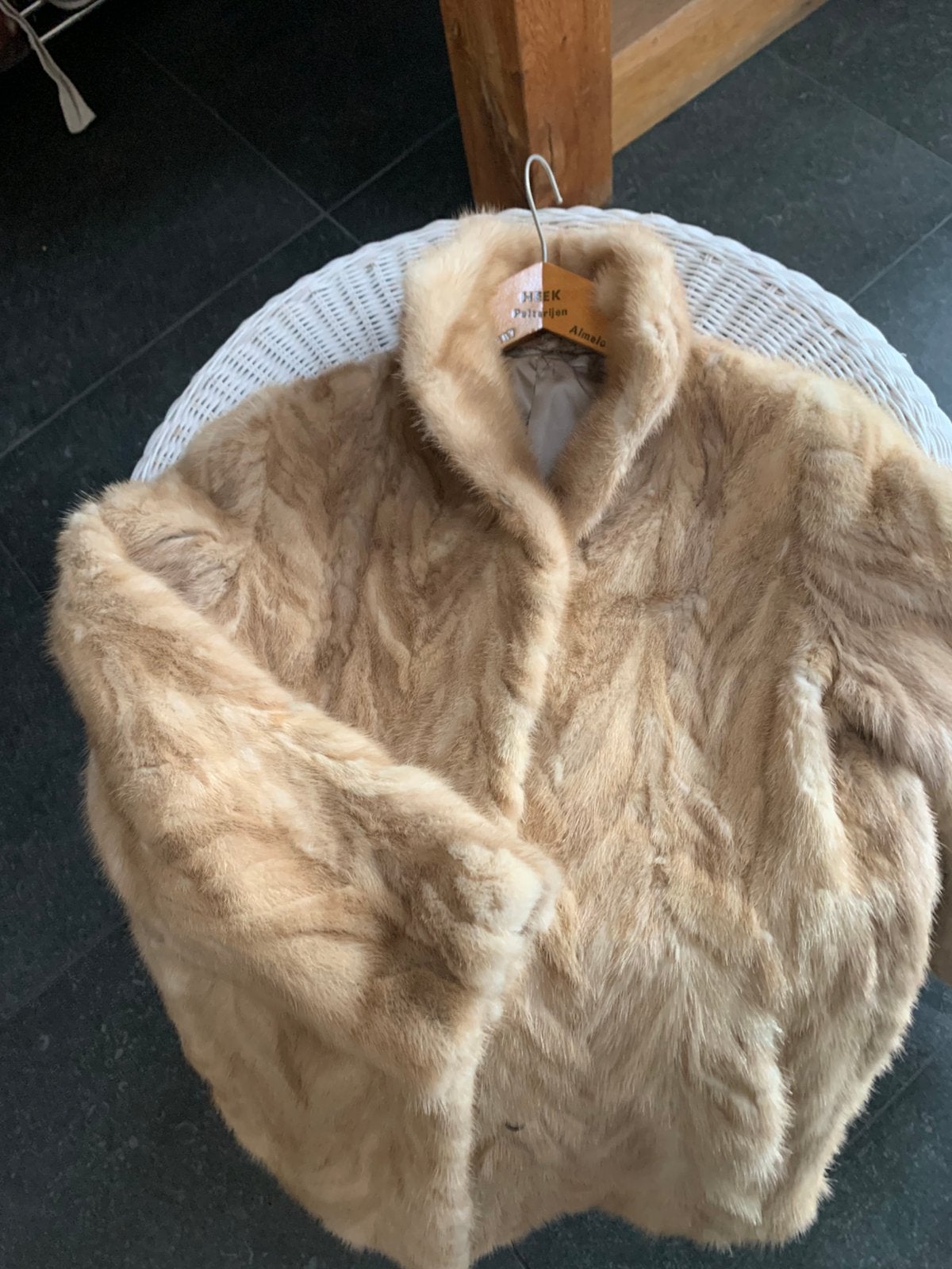 Prachtige vintage bontjas, Heek, maat 38, Ophalen of Verzenden, Zo goed als nieuw, Maat 38/40 (M), Beige