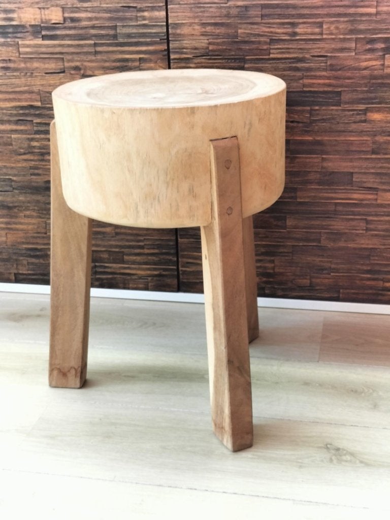 Prachtige stoere zware houten krukje bijzettafel 55 cm hoog, Ophalen, Gebruikt, Hout