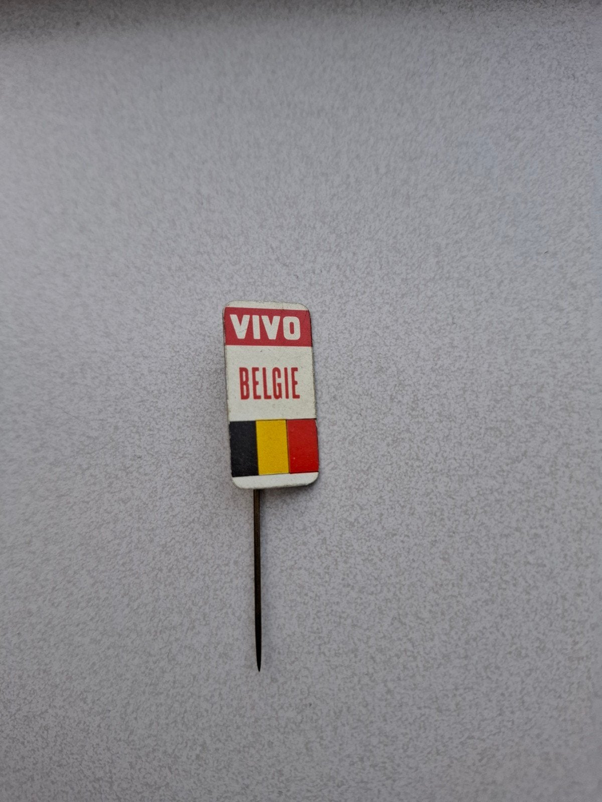 Vintage speldje pin prikker steekspeld VIVO België, Ophalen of Verzenden