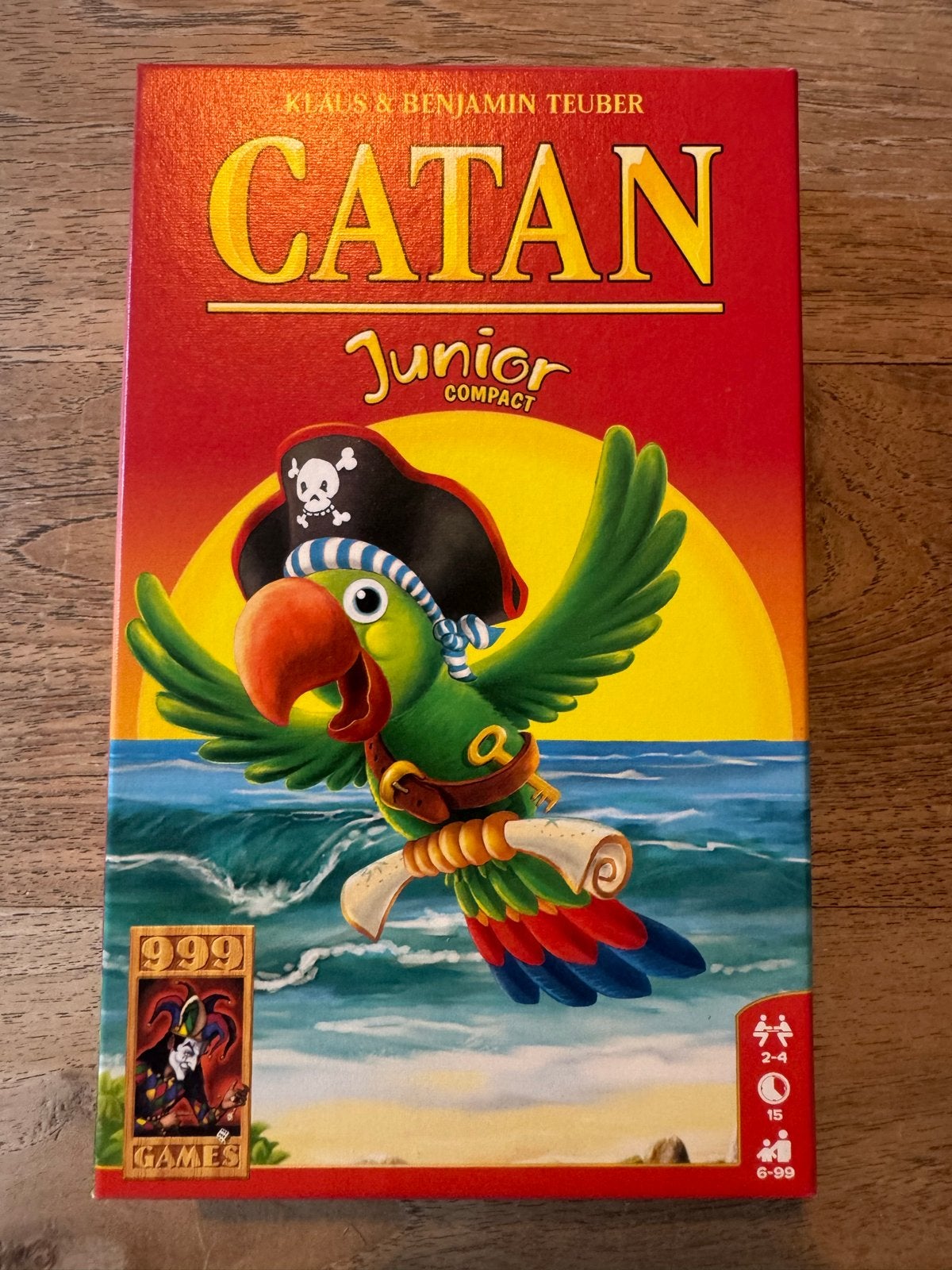 Catan Junior Compact, Drie of vier spelers, Ophalen, Zo goed als nieuw