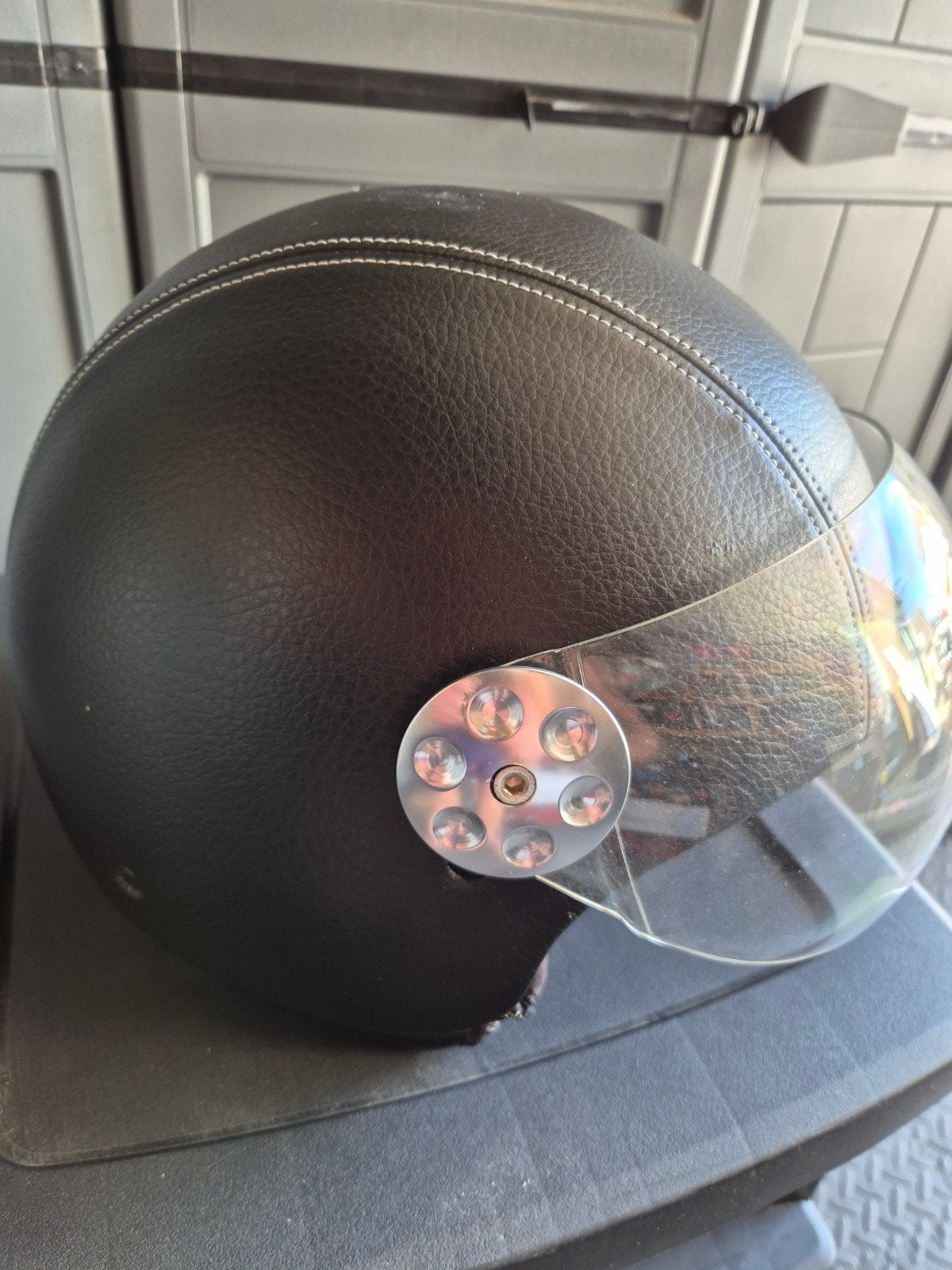 Zwarte MT helm met vizier XL, Fietsen en Brommers, Brommerhelmen, Ophalen of Verzenden, Gebruikt, Extra large of groter, MT