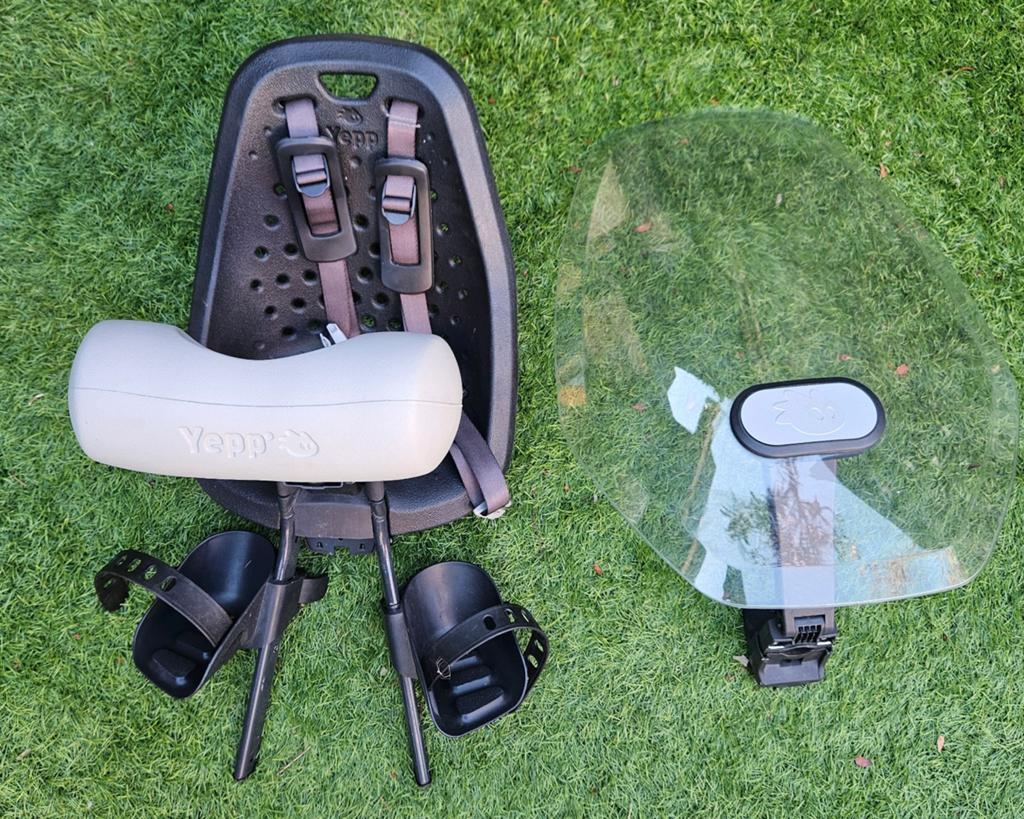 Yepp kinderzitje fiets met windscherm, Fietsen en Brommers, Yepp, Voorzitje, Ophalen of Verzenden, 0 t/m 13 kg