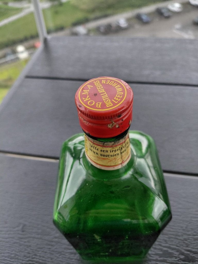 Bokma fles, Ophalen