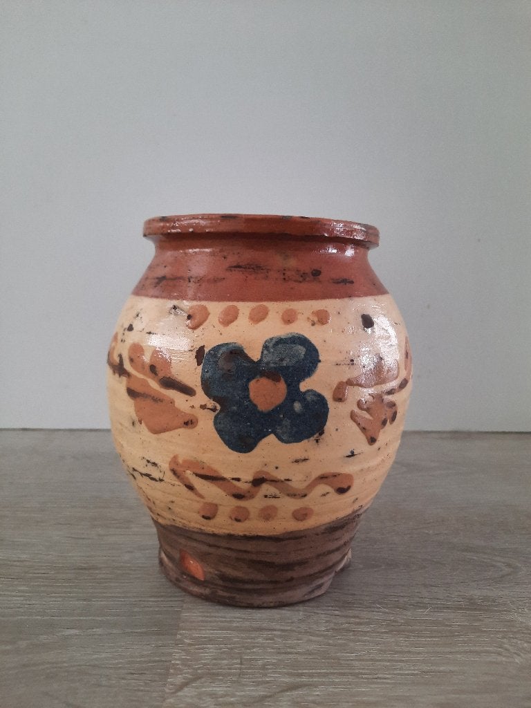 Terracotta pot uit Roemenië, Antiek en Kunst, Antiek | Keramiek en Aardewerk, Ophalen of Verzenden