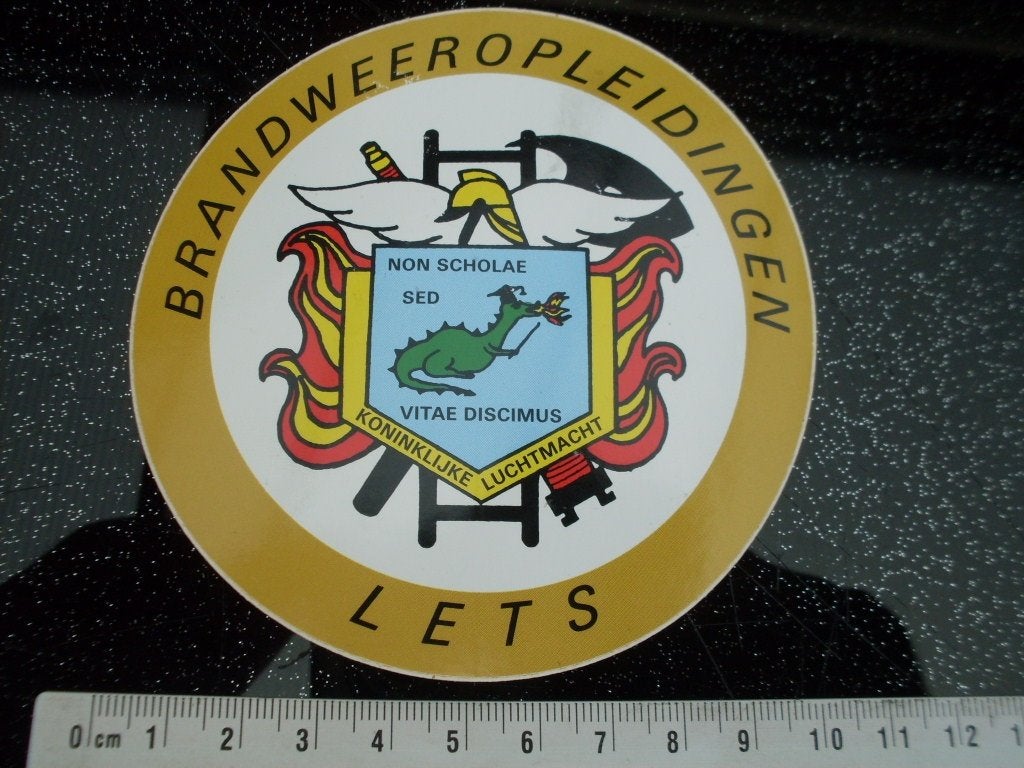 sticker brandweeropleidingen lets koninklijke luchtmacht KLu, Verzenden, Zo goed als nieuw, Bedrijf of Vereniging