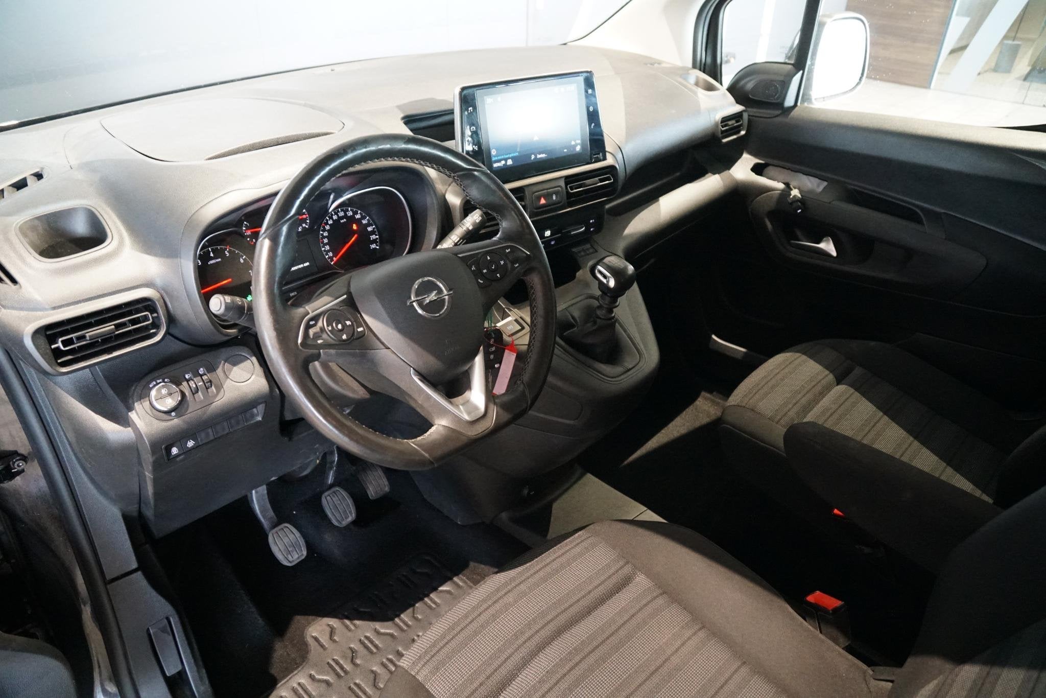 Opel Combo Tour 1.2 Turbo L2H1 Edition 7p INCL. BTW + DODEHO, Auto's, Opel, Voorwielaandrijving, Stof, Gebruikt, Euro 6