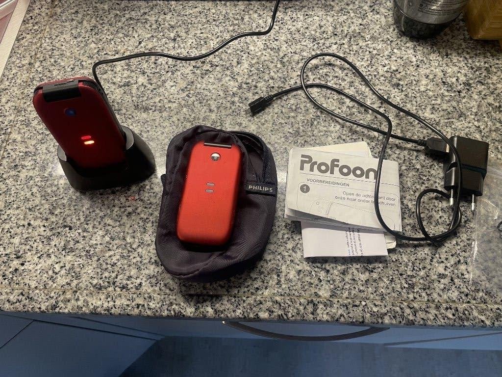 Profoon 665, Telecommunicatie, Geen camera, Nieuw, Inklapmodel, Ophalen of Verzenden