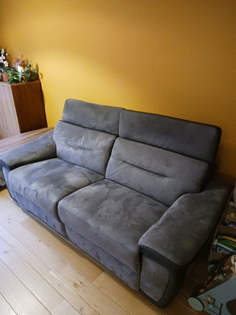 Comfortabele grijze tweepersoonsbank met relaxfunctie, Ophalen, Gebruikt, Driepersoons, 75 tot 100 cm