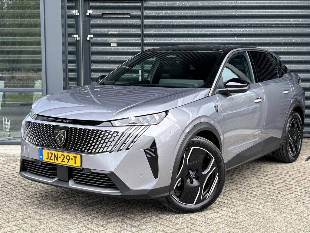 Peugeot 3008 1.6 plug-in Hybrid 195 GT Exclusive / Panorama, Automaat, Gebruikt, 194 pk, 4 cilinders