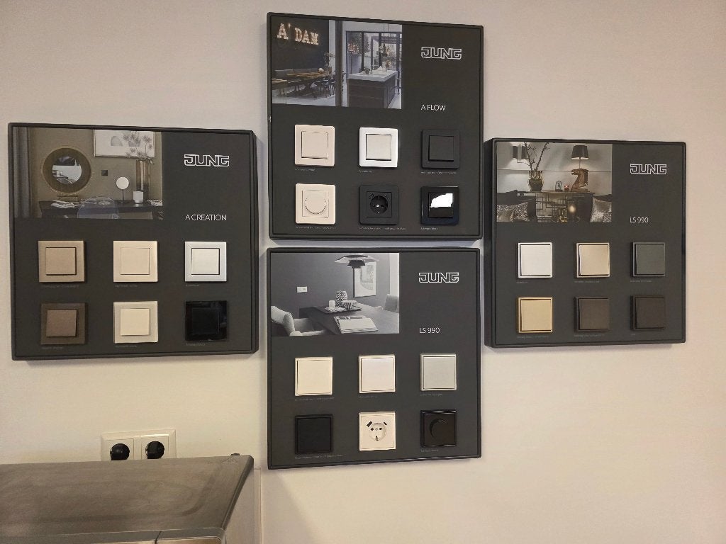 demoborden schakelmateriaal, Ophalen, Zo goed als nieuw, Jung, Overige typen