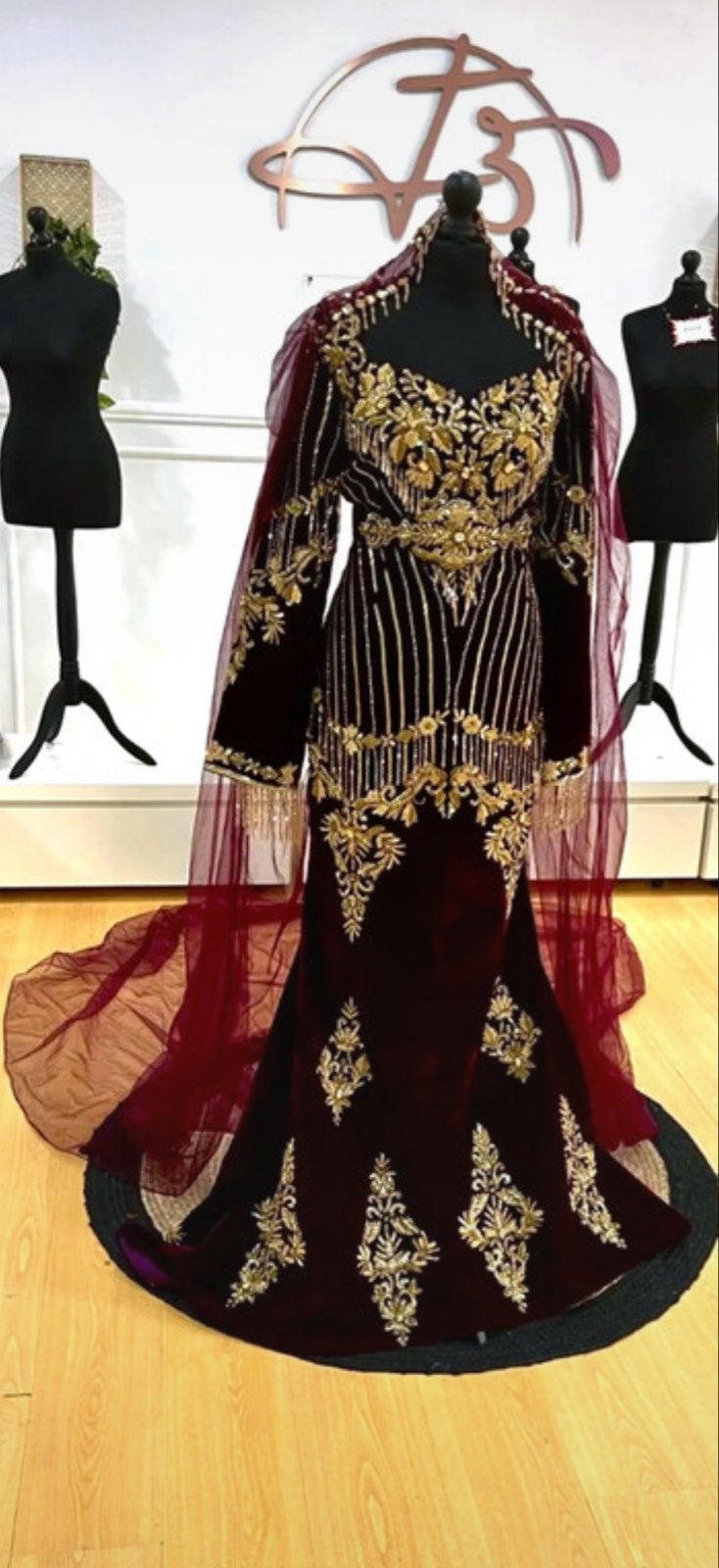 Bordeauxrode Caftan, hennajurk, bindalli, Kleding | Dames, Maat 38/40 (M), Galajurk, Ophalen of Verzenden, Zo goed als nieuw