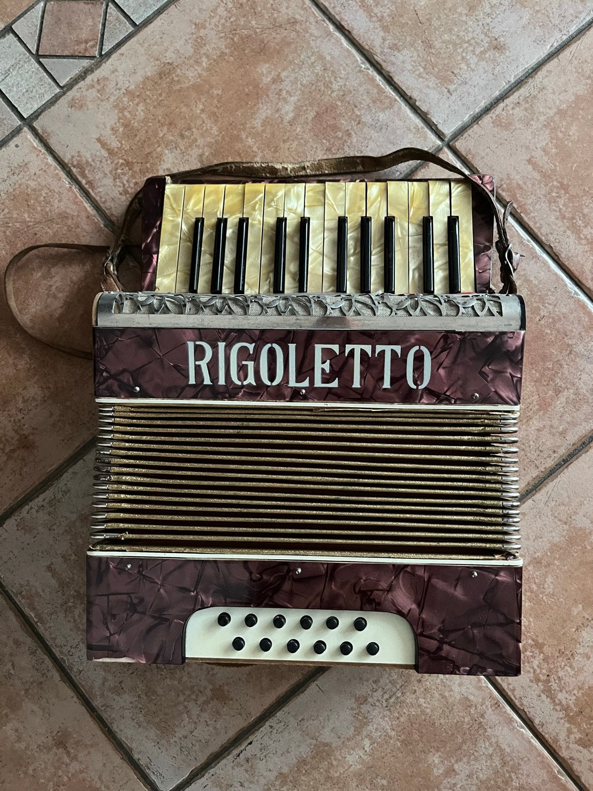 Rigoletto Accordeon - Vintage Toetsaccordeon, Overige merken, Gebruikt, Overige formaten, Toetsaccordeon