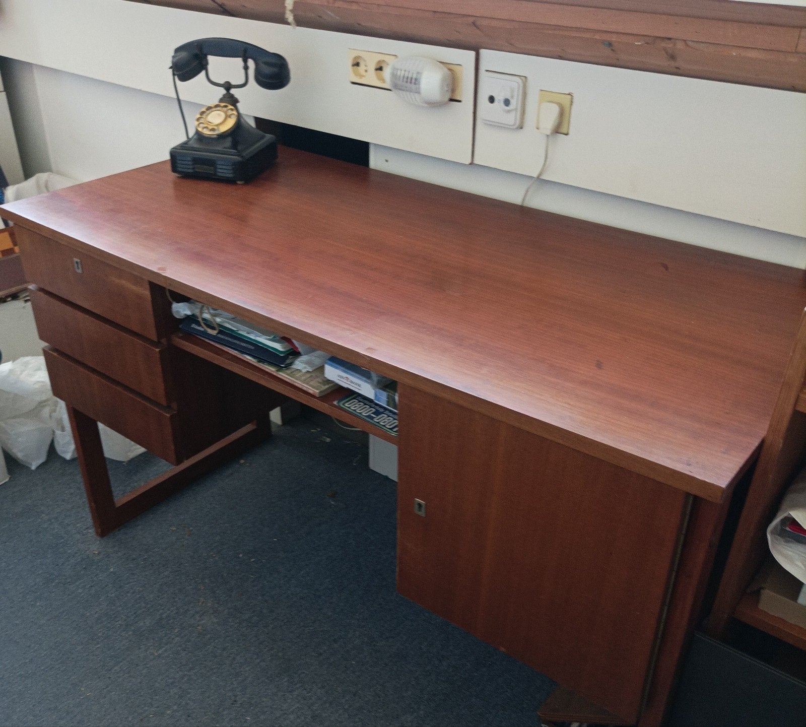 Teak houten Bureau, Ophalen, Gebruikt