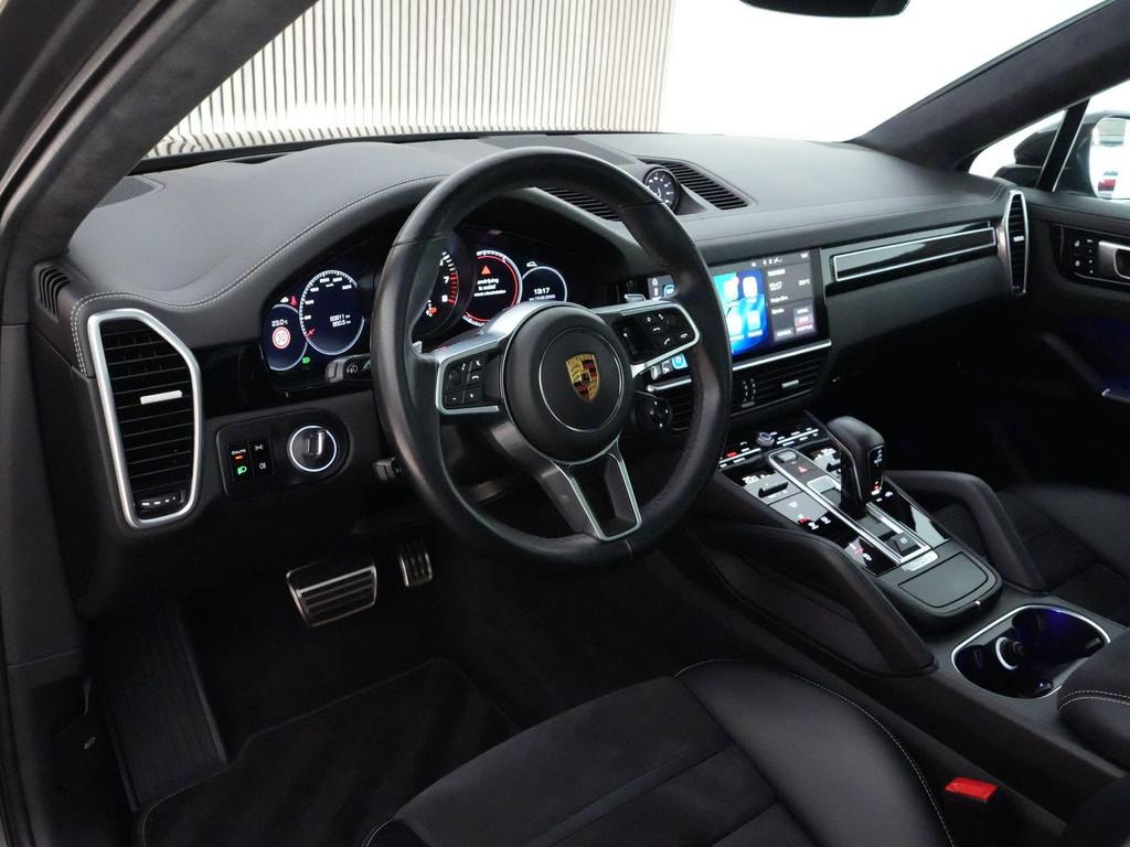 Porsche Cayenne Coupé GTS 4.0 460pk |dealer onderhouden|App, Automaat, Cayenne, Bedrijf, Vierwielaandrijving