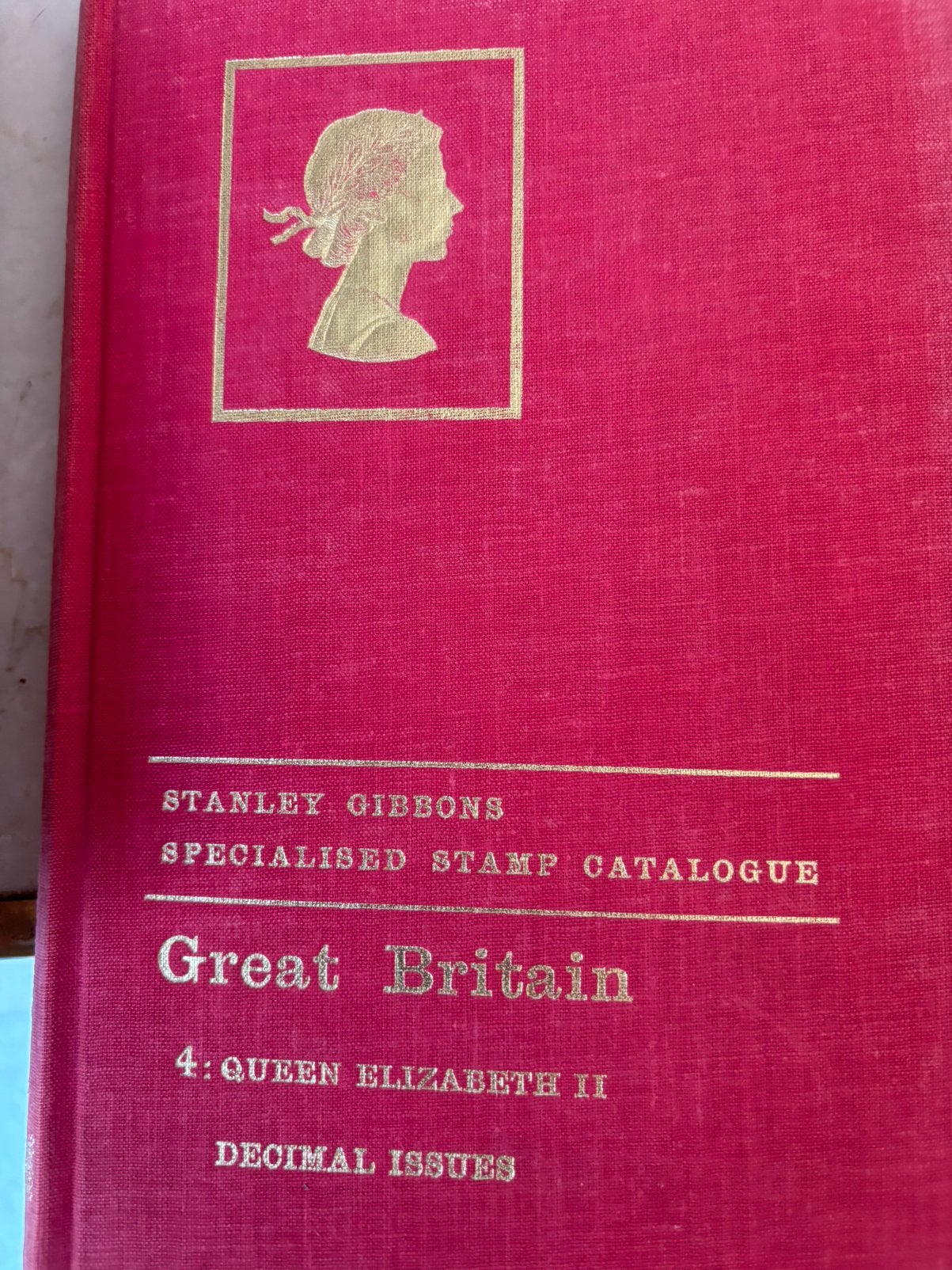 Stanley Gibbons speciaal catalogus Elizabeth decimaal, Verzenden, Catalogus