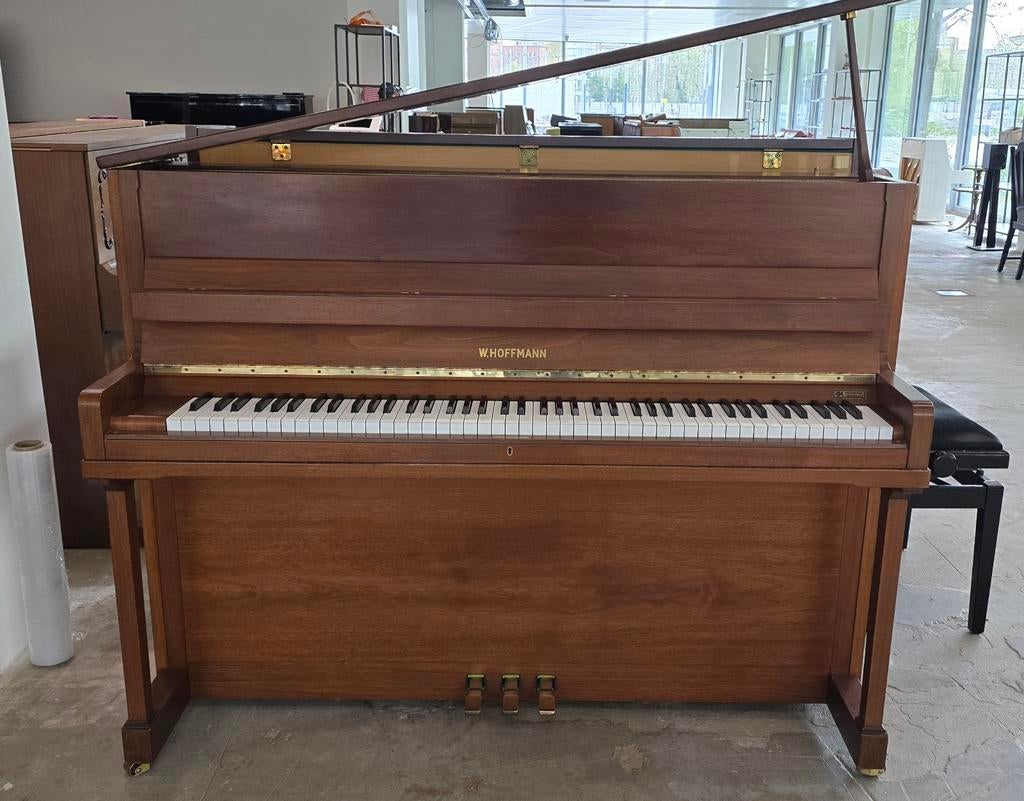 Prachtige W. Hoffmann piano - Klassiek en elegant, Ophalen of Verzenden, Gebruikt, Bruin, Piano