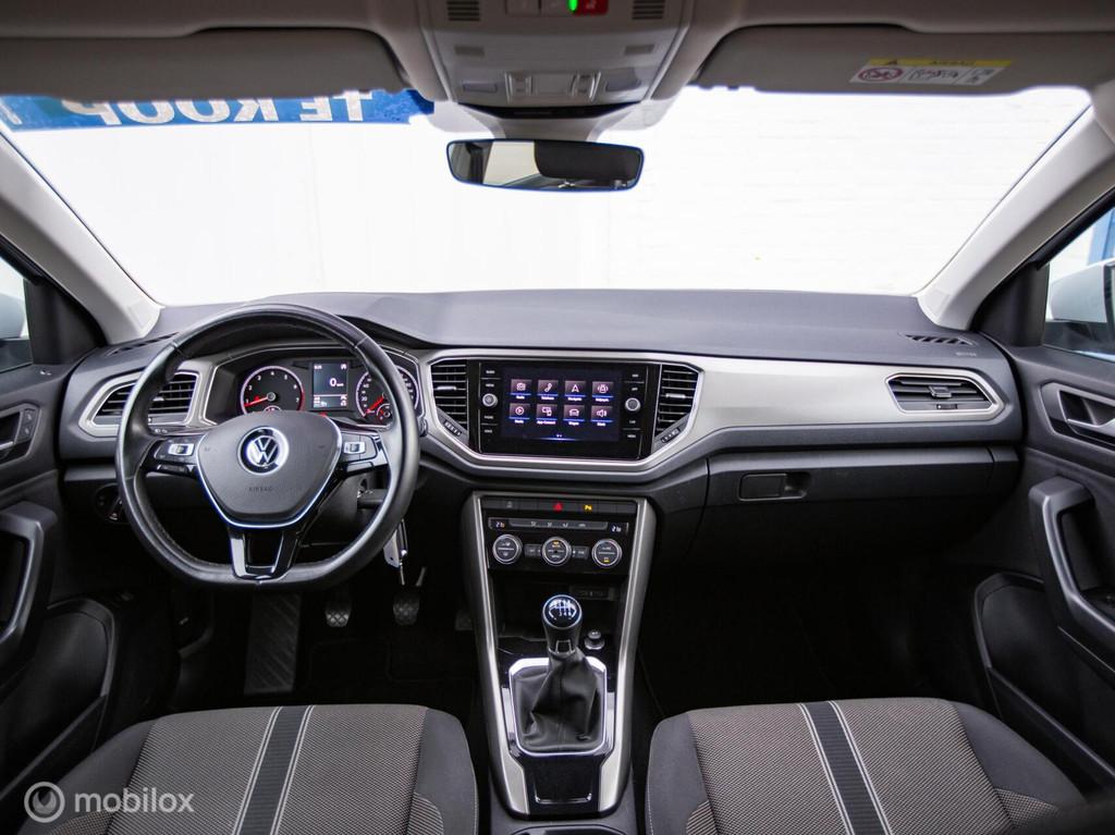 Volkswagen T-Roc 1.5 TSI Style|Trekhaak|Camera|Carplay|OrigN, Auto's, Volkswagen, Voorwielaandrijving, Stof, Euro 6, 4 cilinders