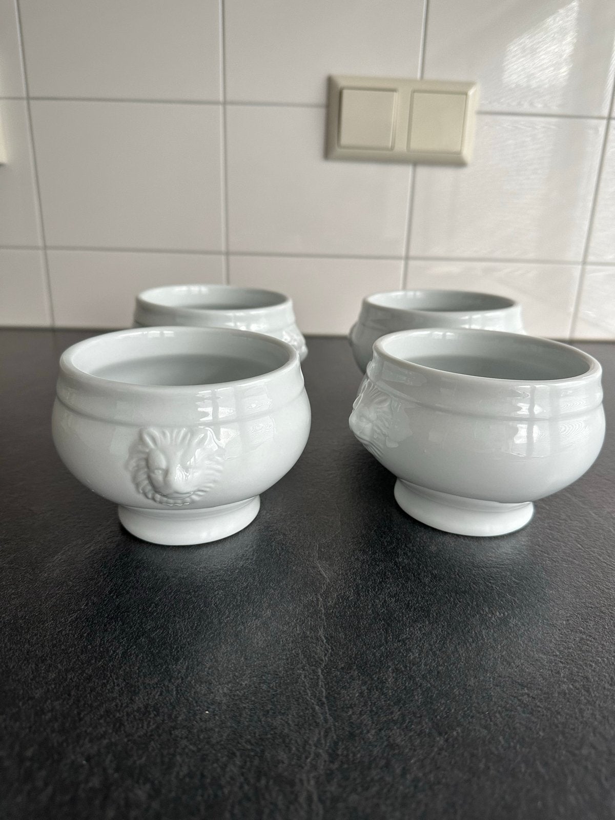 Set van 4 Cosy & Trendy soepkommen met leeuwenkop, Overige merken, Nieuw, Ophalen of Verzenden, Kom(men)