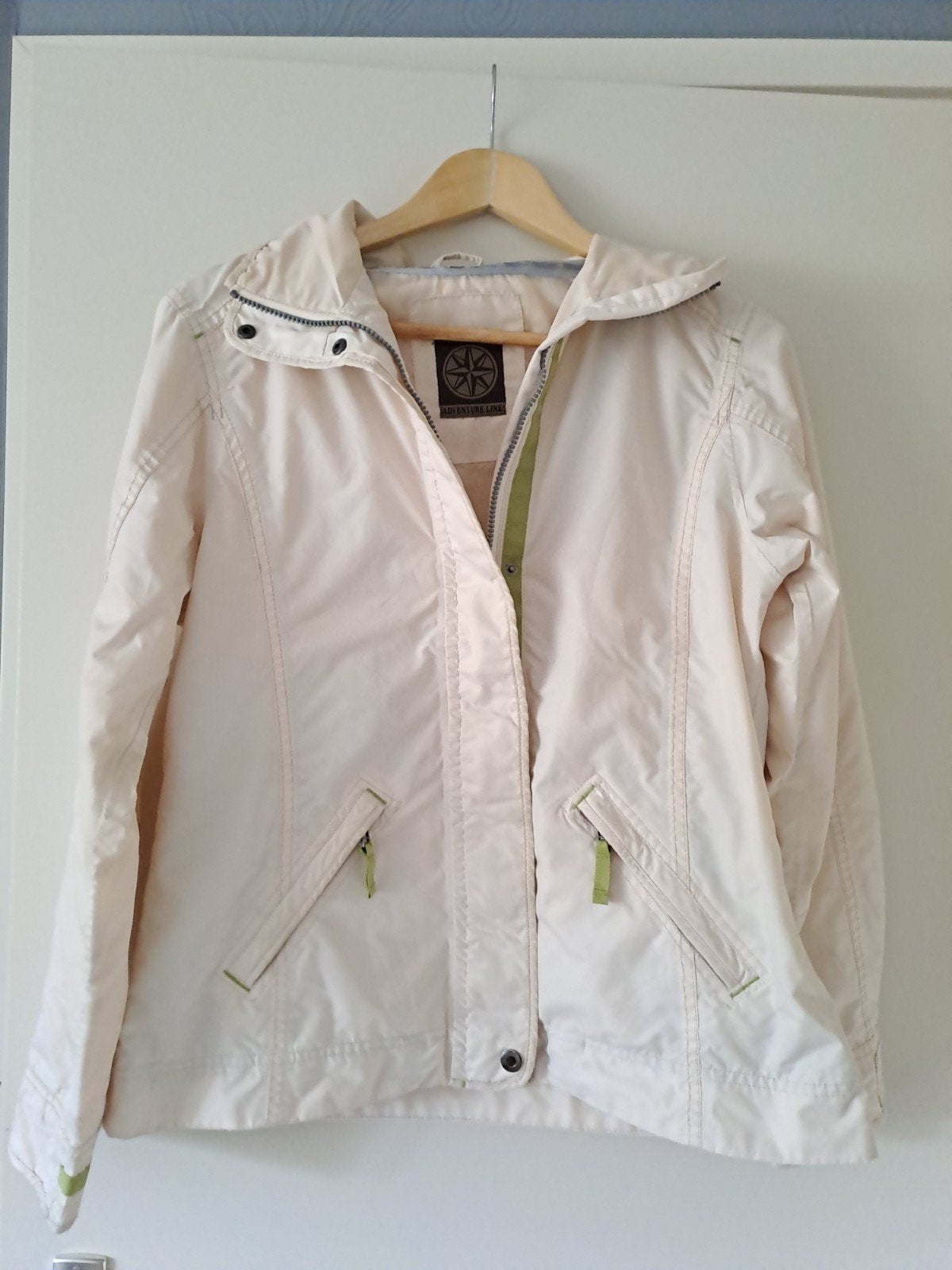 Jas - maat 38 - Adventure Line, Maat 38/40 (M), Verzenden, Wit, Zo goed als nieuw