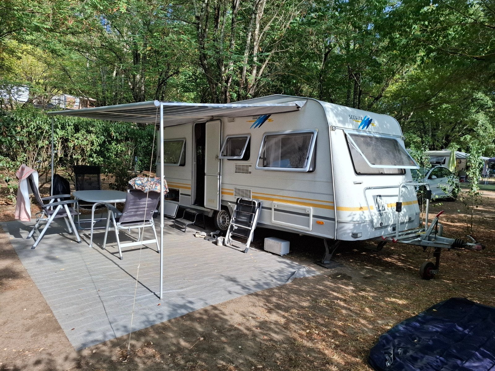 Knaus 385 TU type 6504, Caravans en Kamperen, Caravans, Schokbreker, Rondzit, Dwarsbed, Particulier