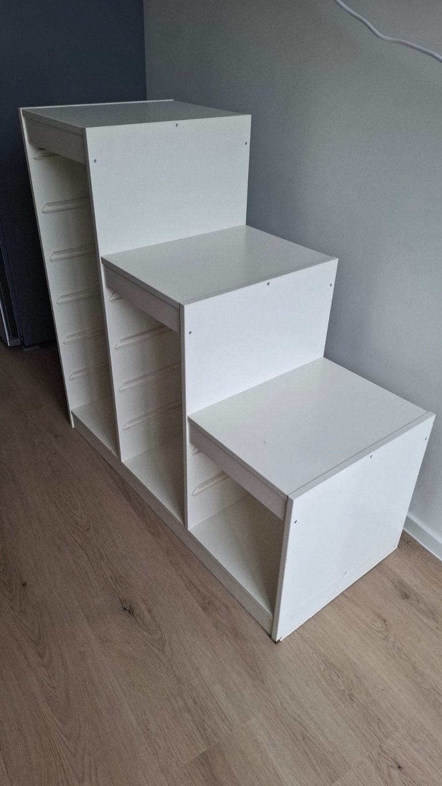 Trofast met waterschade, Ophalen, Gebruikt