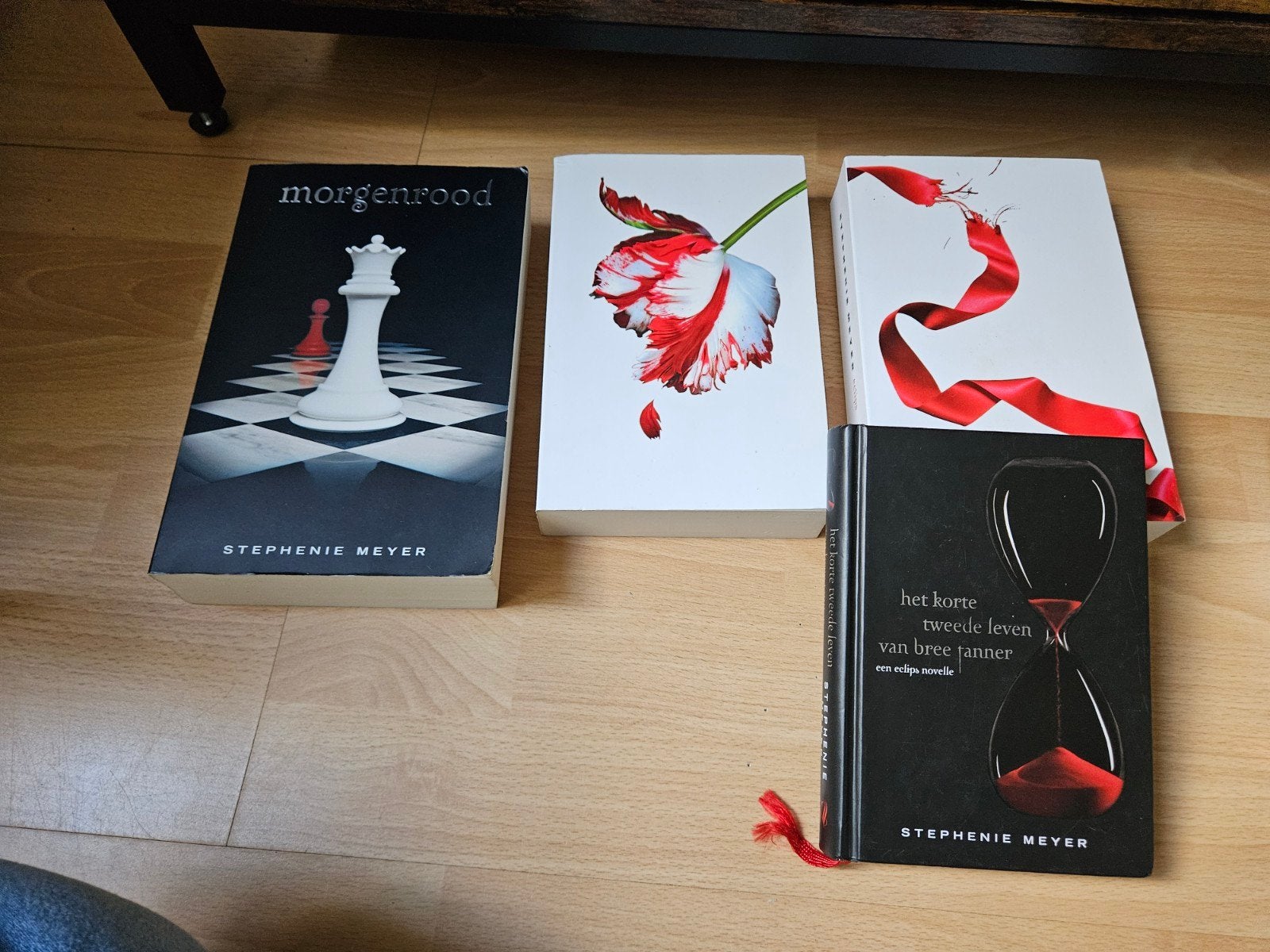 Twilight Saga Boeken, Ophalen of Verzenden, Gelezen, Stephenie Meyer, Nederland