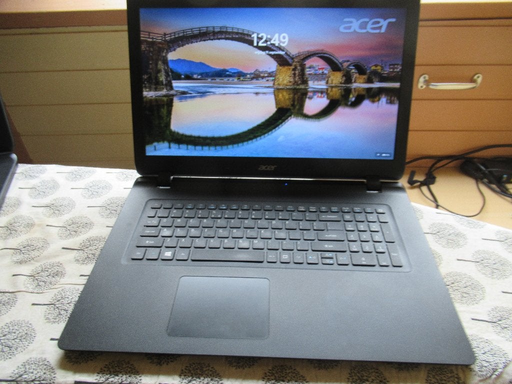 acer es1 731, Computers en Software, Gebruikt, 2 tot 3 Ghz, Qwerty, Verzenden