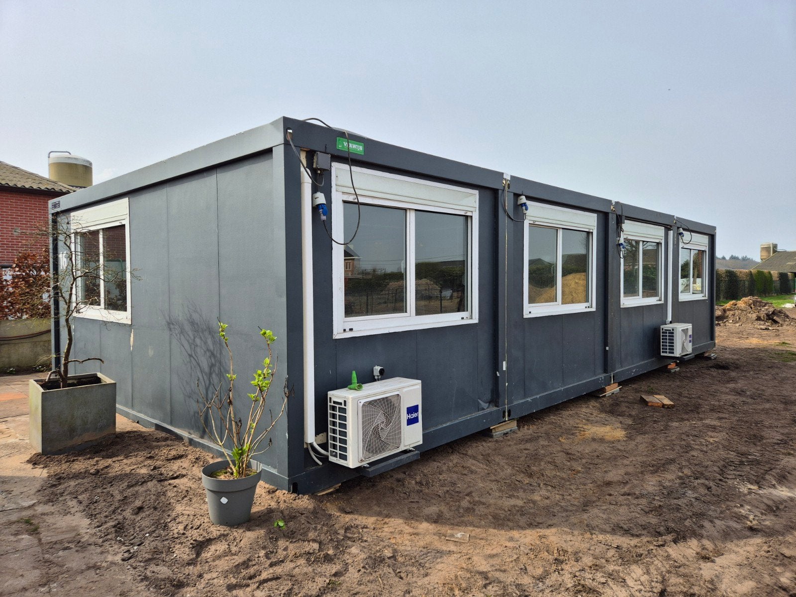 woonunit / tijdelijke woning / tiny house 12x6m 6-8 persoons, Ophalen