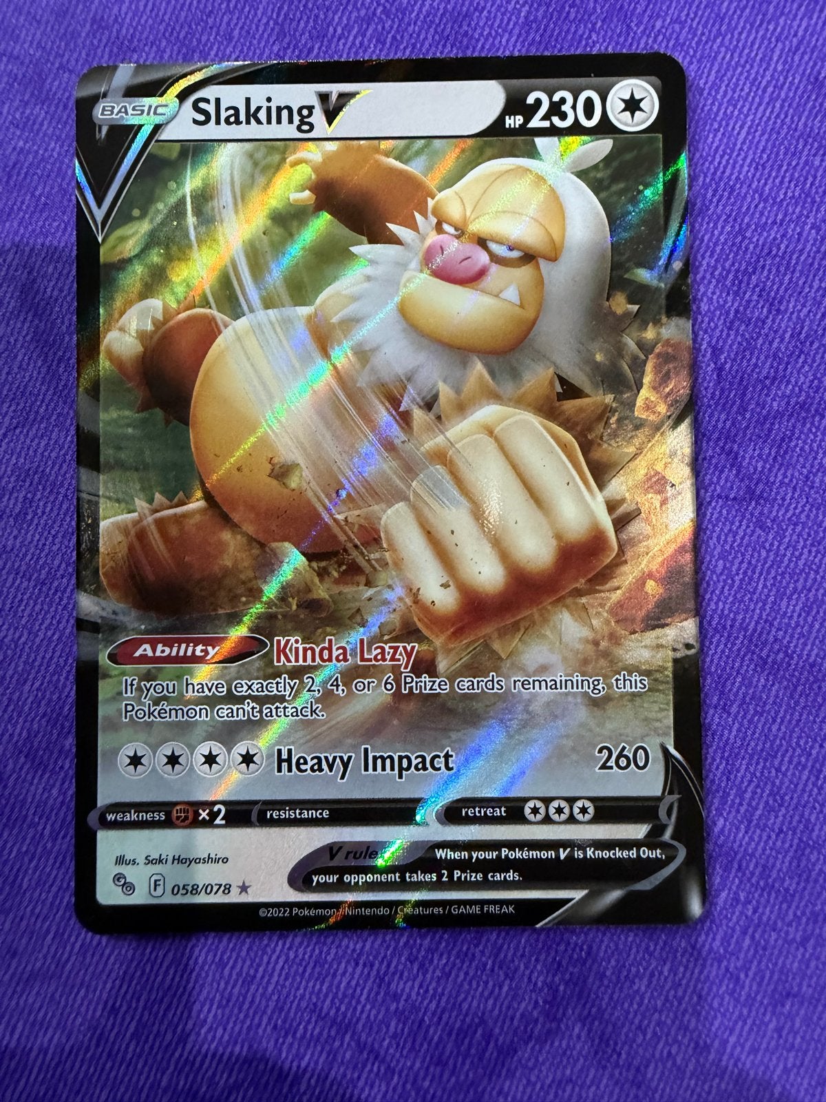 Slaking V Pokémon Kaart 058/078 - Foil, Ophalen of Verzenden, Zo goed als nieuw, Losse kaart, Foil