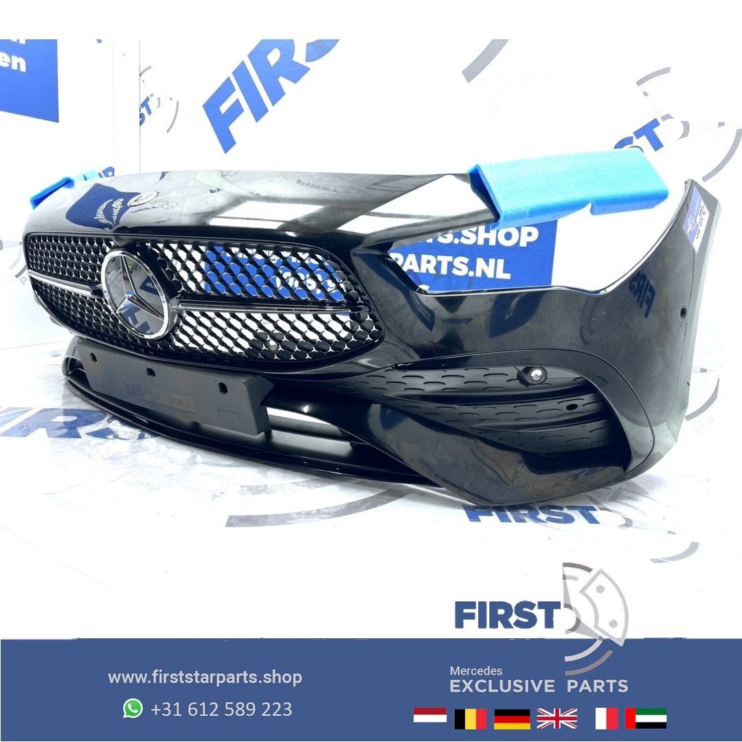 W118 CLA BUMPER FACELIFT AMG VOORBUMPER COMPLEET A1188856303, Gebruikt, -, Voor, Ophalen of Verzenden
