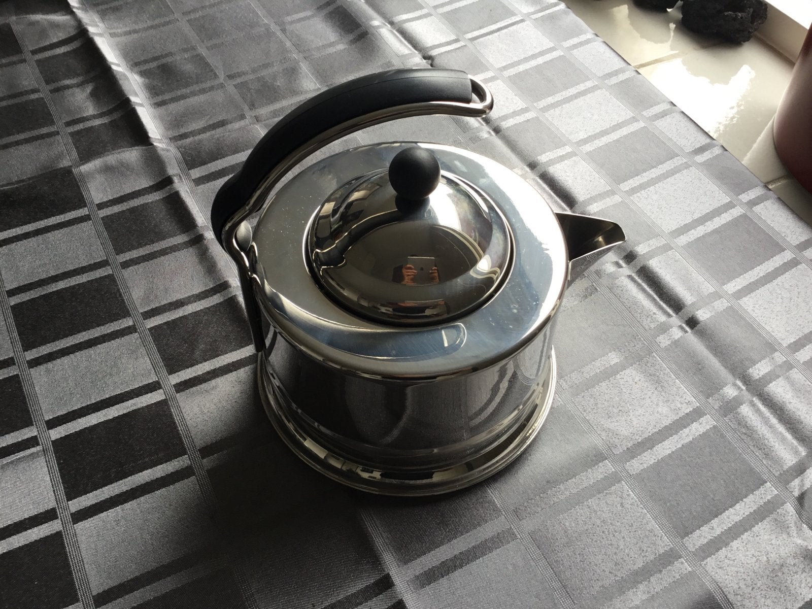 Stijlvolle RVS waterkoker Fissler, nieuw, 1 tot 2 liter, Ophalen of Verzenden, Nieuw, Rvs