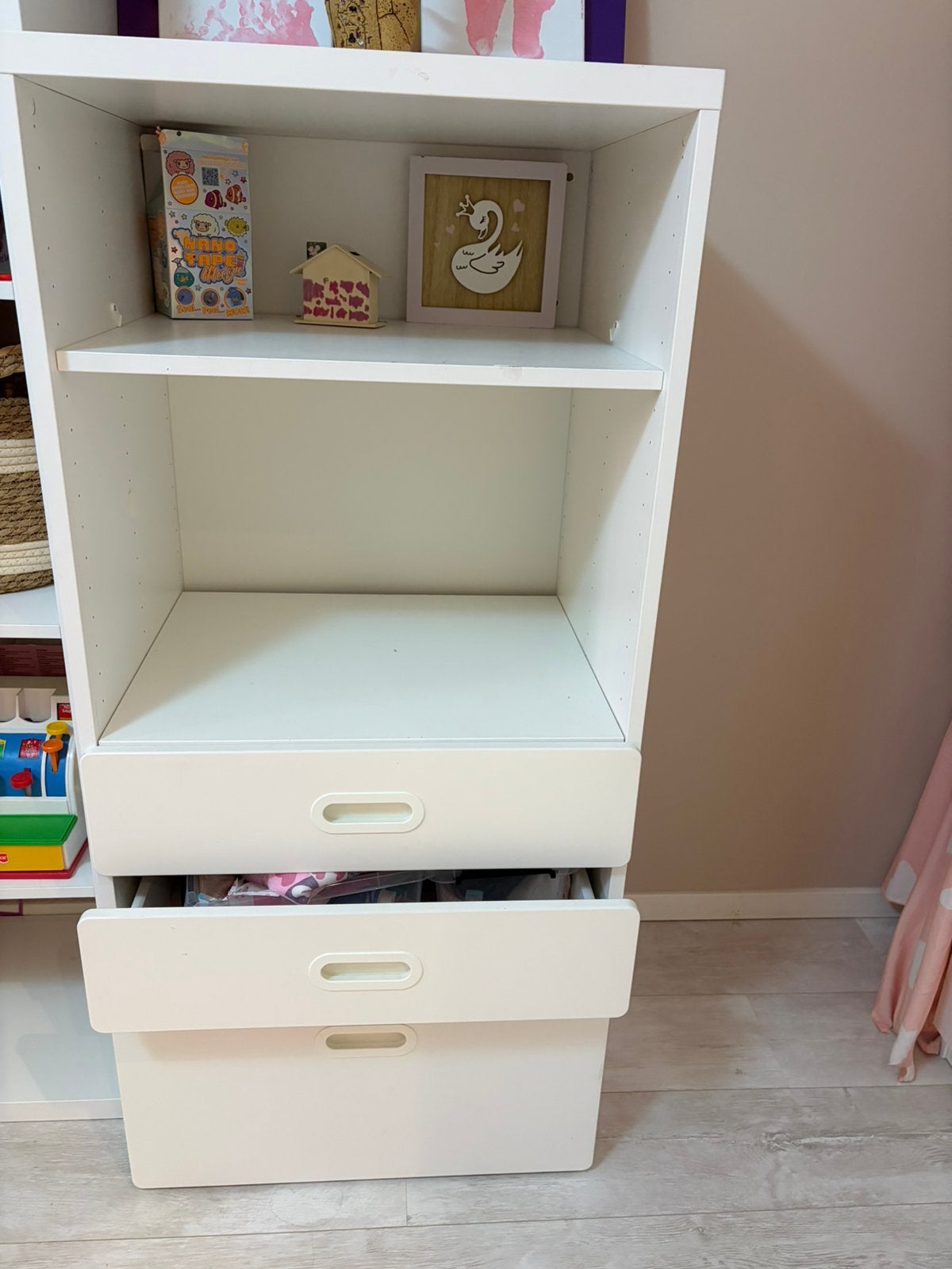 Stuva Ikea kinderkamerkast, Kinderen en Baby's, Kinderkamer | Commodes en Kasten, Ophalen, Minder dan 75 cm, 50 tot 70 cm, 105 cm of meer