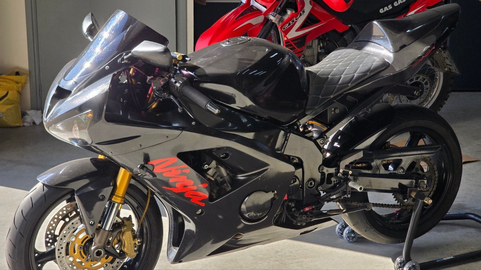 Kawasaki Ninja ZX-6R 636, Sportuitlaat, 636 cc, 4 cilinders, Motorrijbewijs A