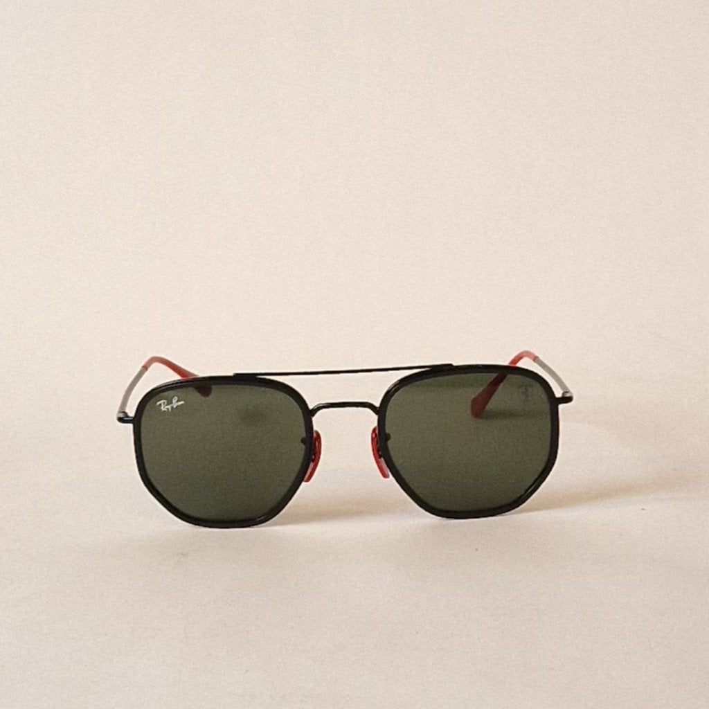 Ray-Ban RB3748-M F028/31 52-22-140 Zonnebril, Ray-Ban, Gebruikt, Support@rayban.com, Luxottica Group, 2 Via S. Marco
Milan 20121
Italy