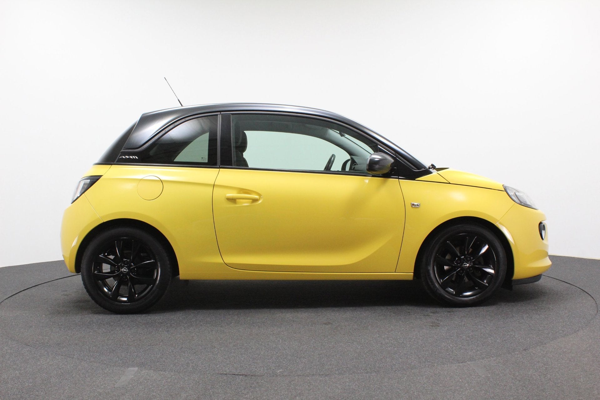Opel ADAM 1.2 Glam | Airco | Groot scherm | NAP | Sportvelge, Auto's, Opel, Voorwielaandrijving, Euro 5, ADAM, 4 cilinders