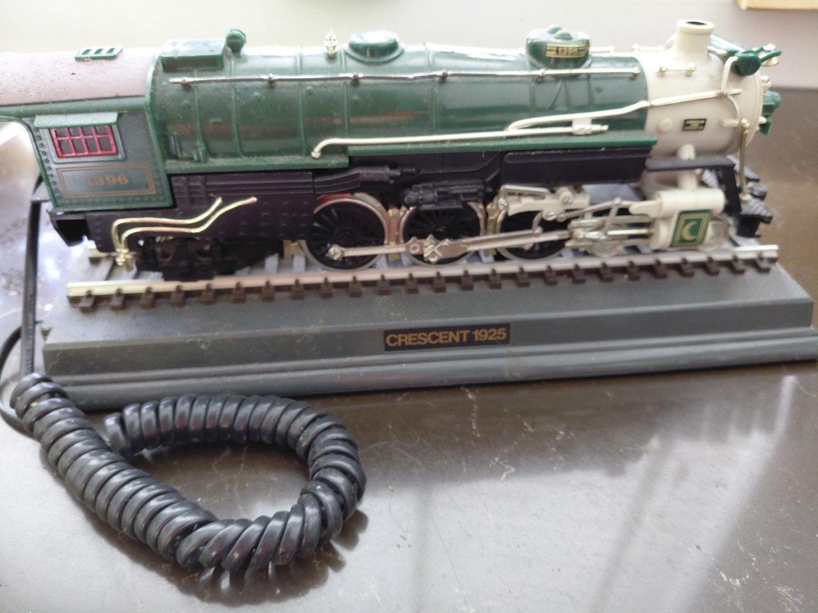 Vintage Telefoon in Locomotief Vorm - Crescent 1925, Telecommunicatie, Vaste telefoons | Niet Draadloos, Ophalen
