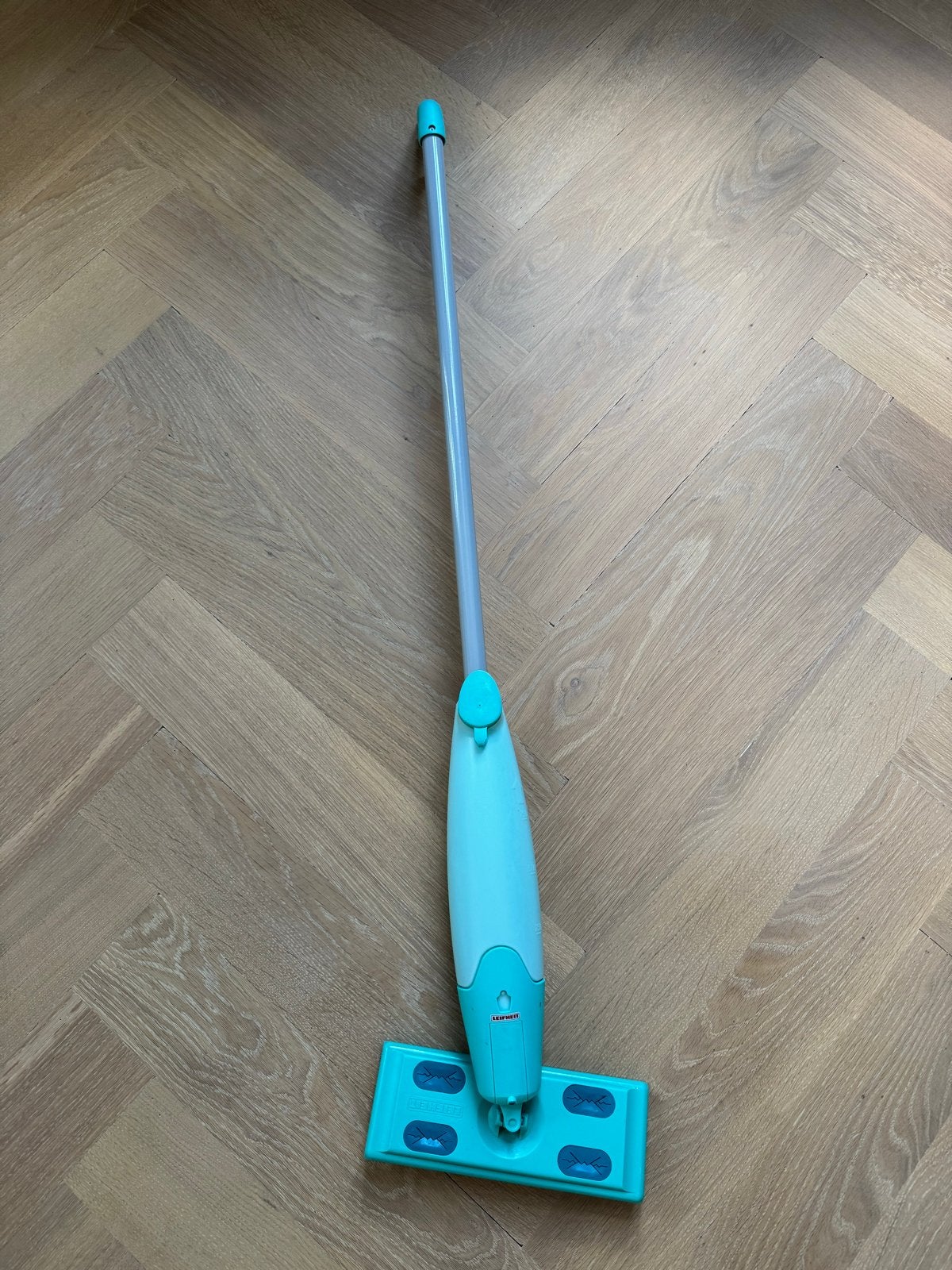Leifheit Spray dweil, Huis en Inrichting, Ophalen, Mop of Dweil