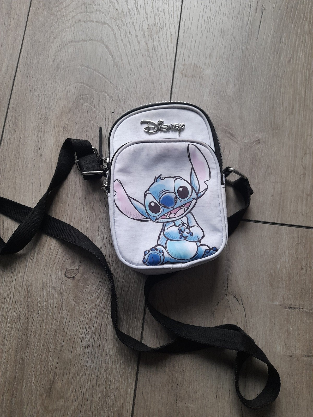 Nieuw telefoontasje van Stitch, Ophalen of Verzenden, Nieuw, Overige merken
