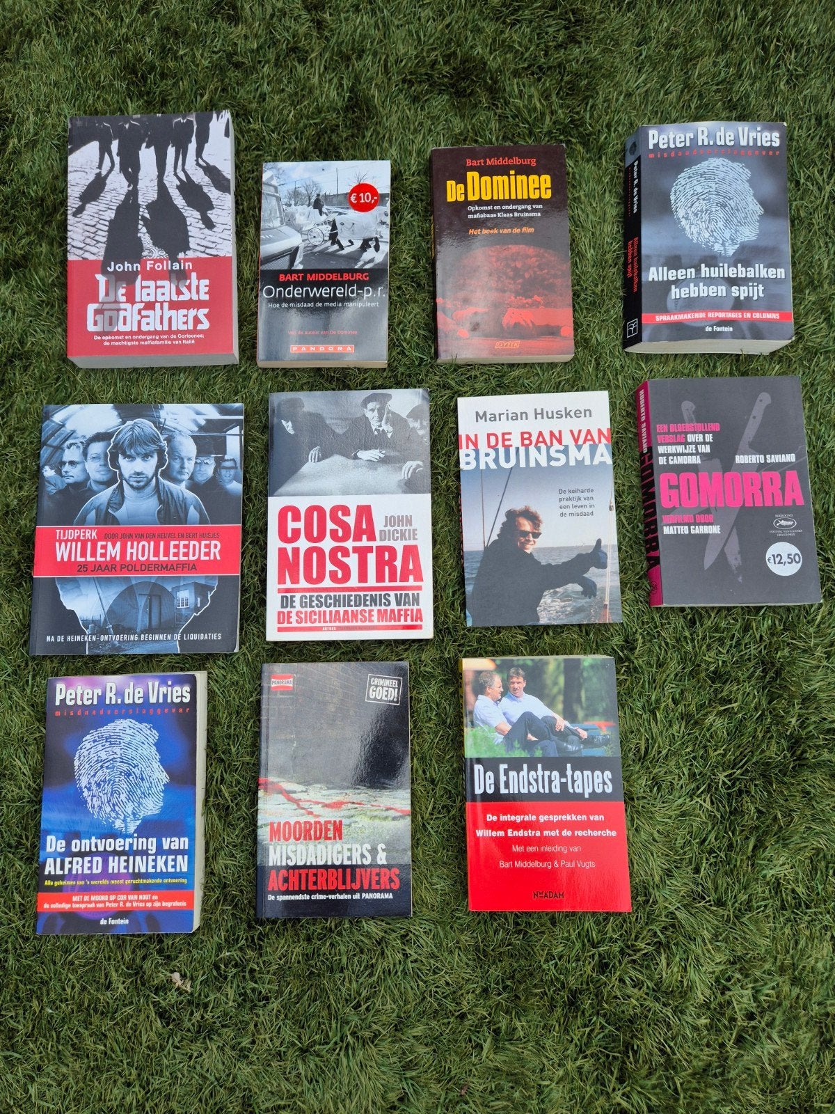crime boeken, oa Nederlandse criminelen peter r de vries etc, Ophalen of Verzenden, Gelezen, John Dickie